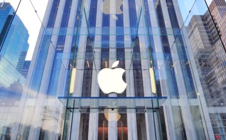 Apple has warned iPhone users in 98 countries about spyware attacks