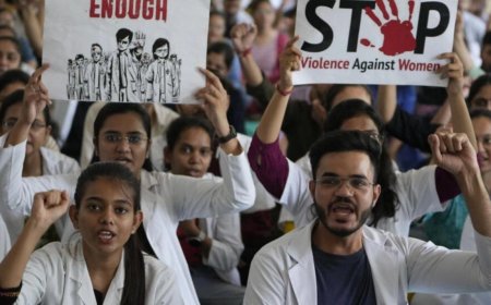 Индия на грани массовых протестов: врачи бастуют после трагедии в Калькутте