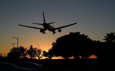 Россия просит Казахстан помочь с авиаперевозками из-за нехватки самолетов — Минтранс России