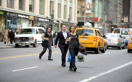 New York has allowed pedestrians to cross the street anywhere, including at a red light