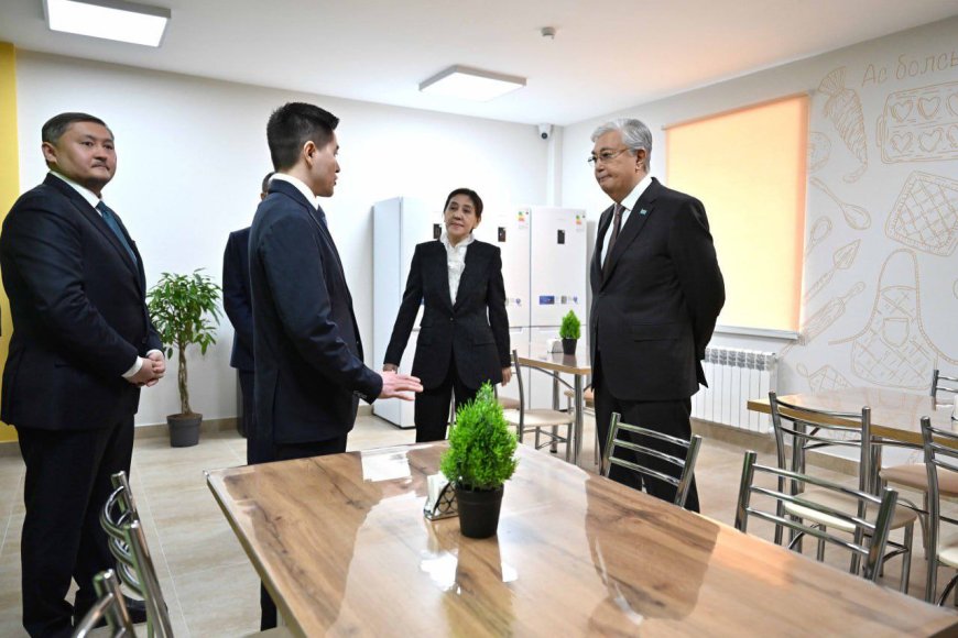 Kassym-Jomart Tokayev Visits New Student Dormitory at L.N. Gumilyov Eurasian National University