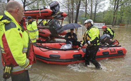 Storms and floods claim 16 lives in the U.S.