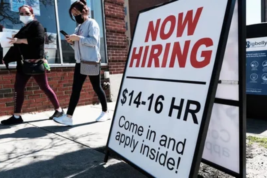 Why new claims are falling in the U.S. while the number of benefit recipients is rising