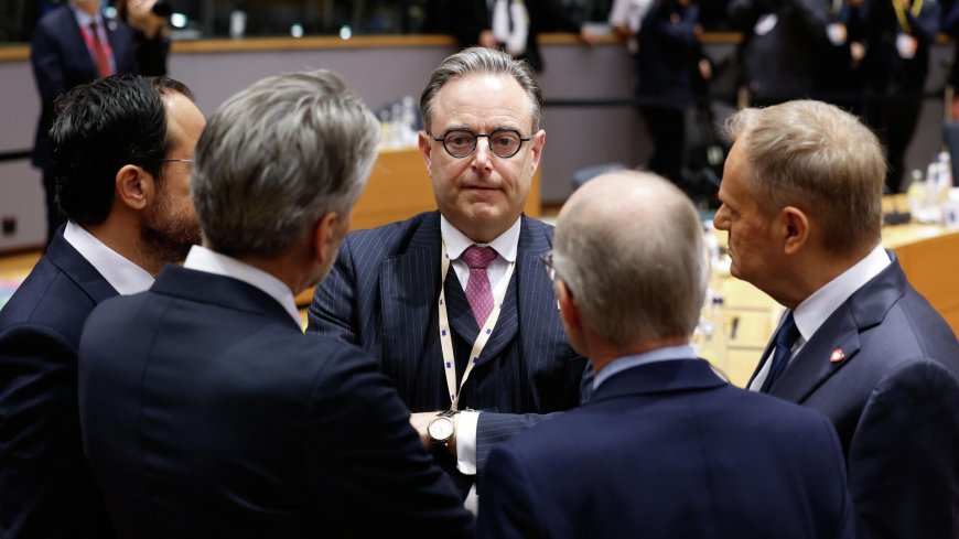 ЕО саммиті Украинаға 90 млрд еуро көлемінде несие беруді келісті