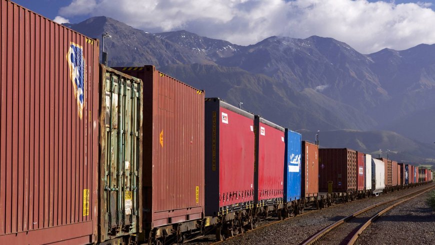 Центральная Азия тестирует маршрут в Китай в обход Казахстана