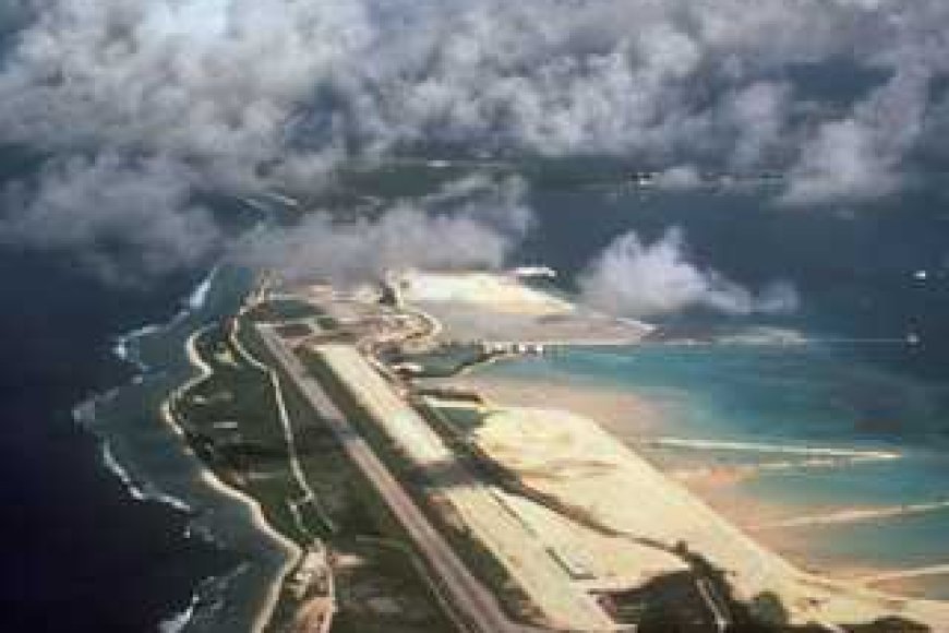 СМИ: Иран запустил ракеты в сторону базы США и Великобритании в Индийском океане