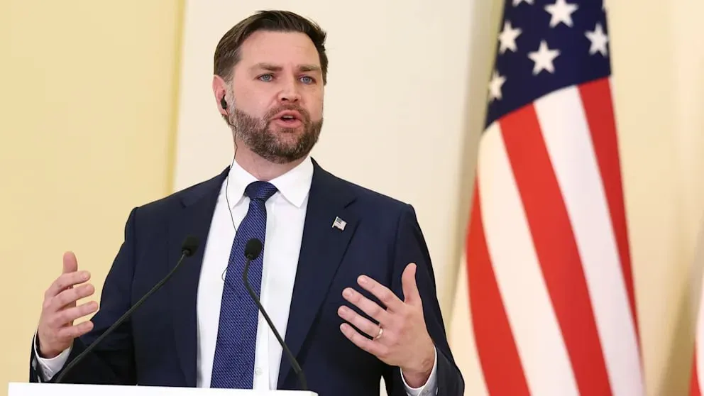 США не пойдут на многолетнюю войну с Ираном — заявление Вэнса.