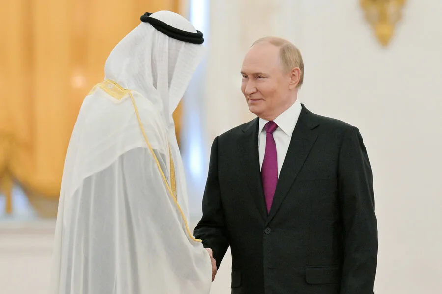 Путин провёл переговоры с лидером ОАЭ на фоне масштабной эскалации в регионе