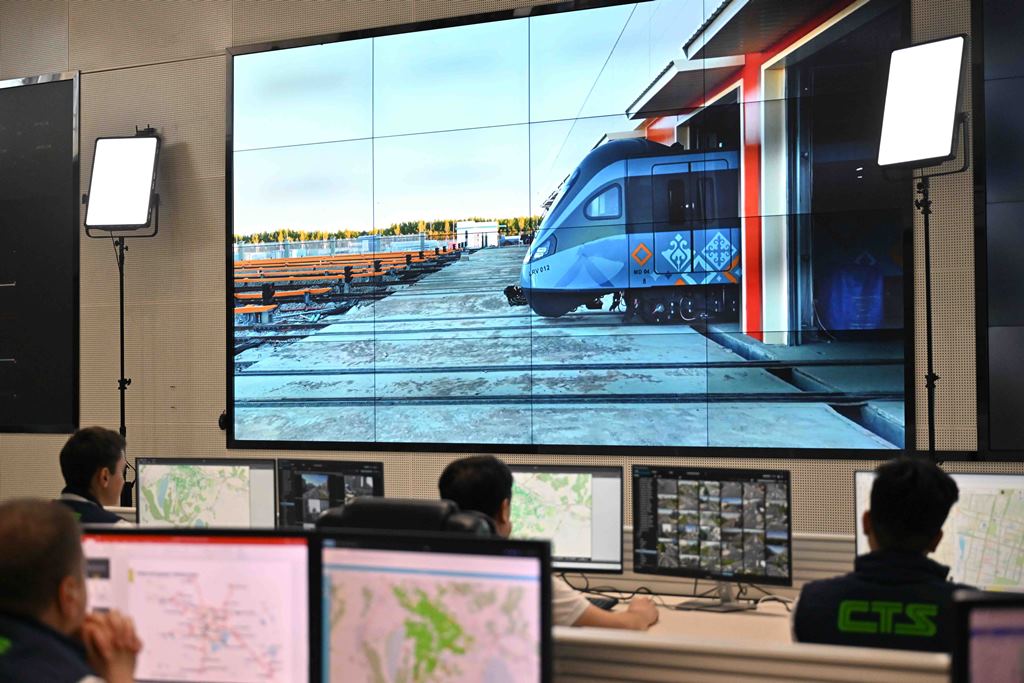 Президент Казахстана стал первым пассажиром Astana LRT