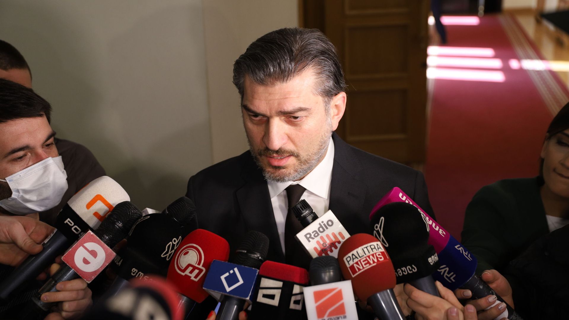 Дипломаттың орнына футболшы: Михаил Кавелашвили Грузия президенті болды