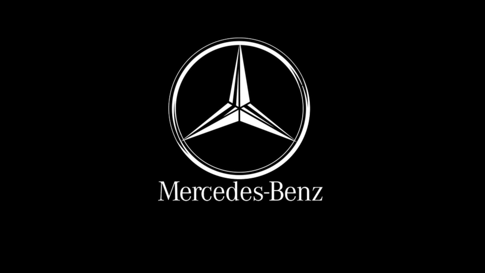 Mercedes-Benz Reduces Production Amid Challenges of Transitioning to Electric Vehicles