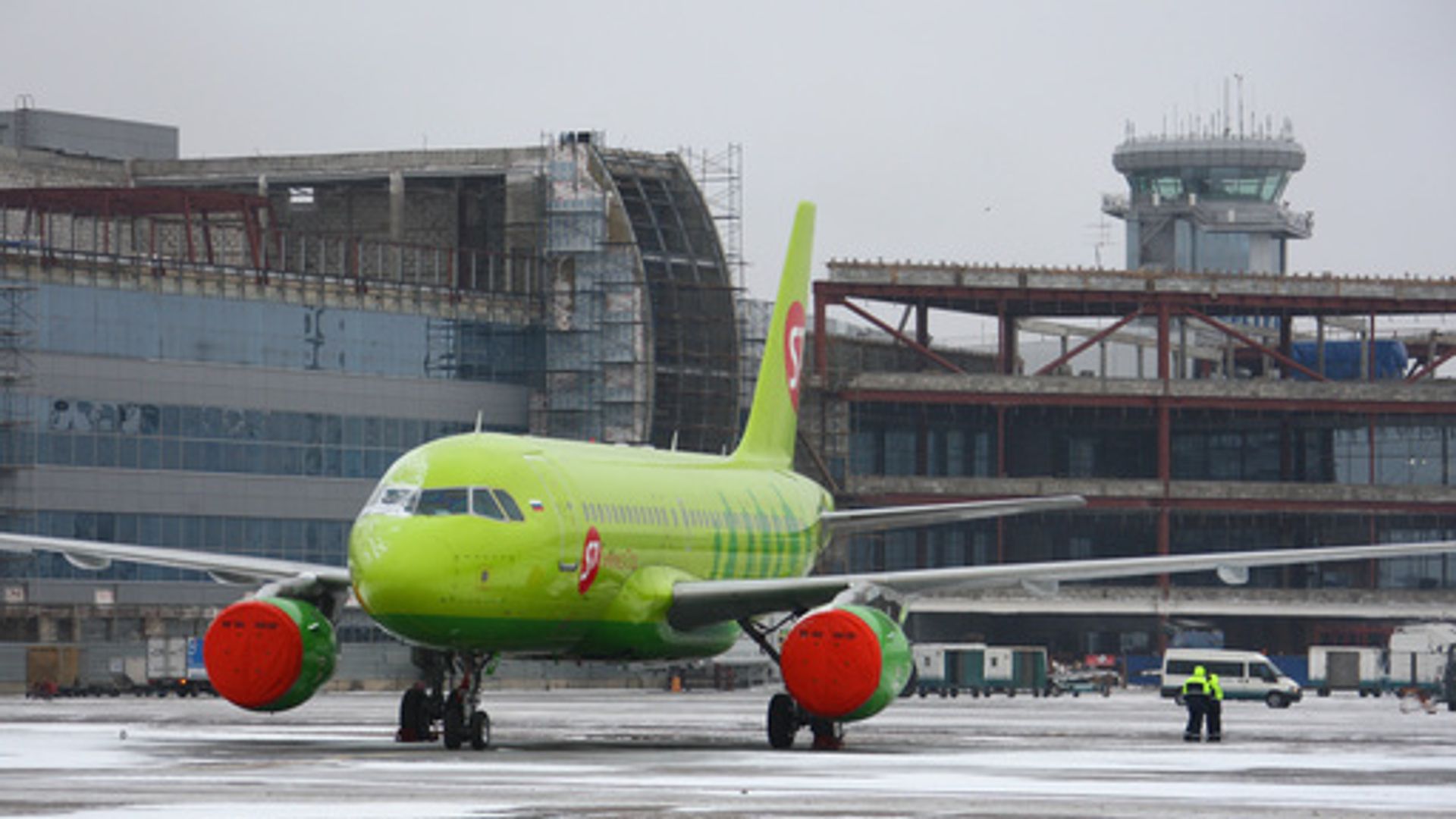 Plane Overshoots Runway in Norilsk: What We Know