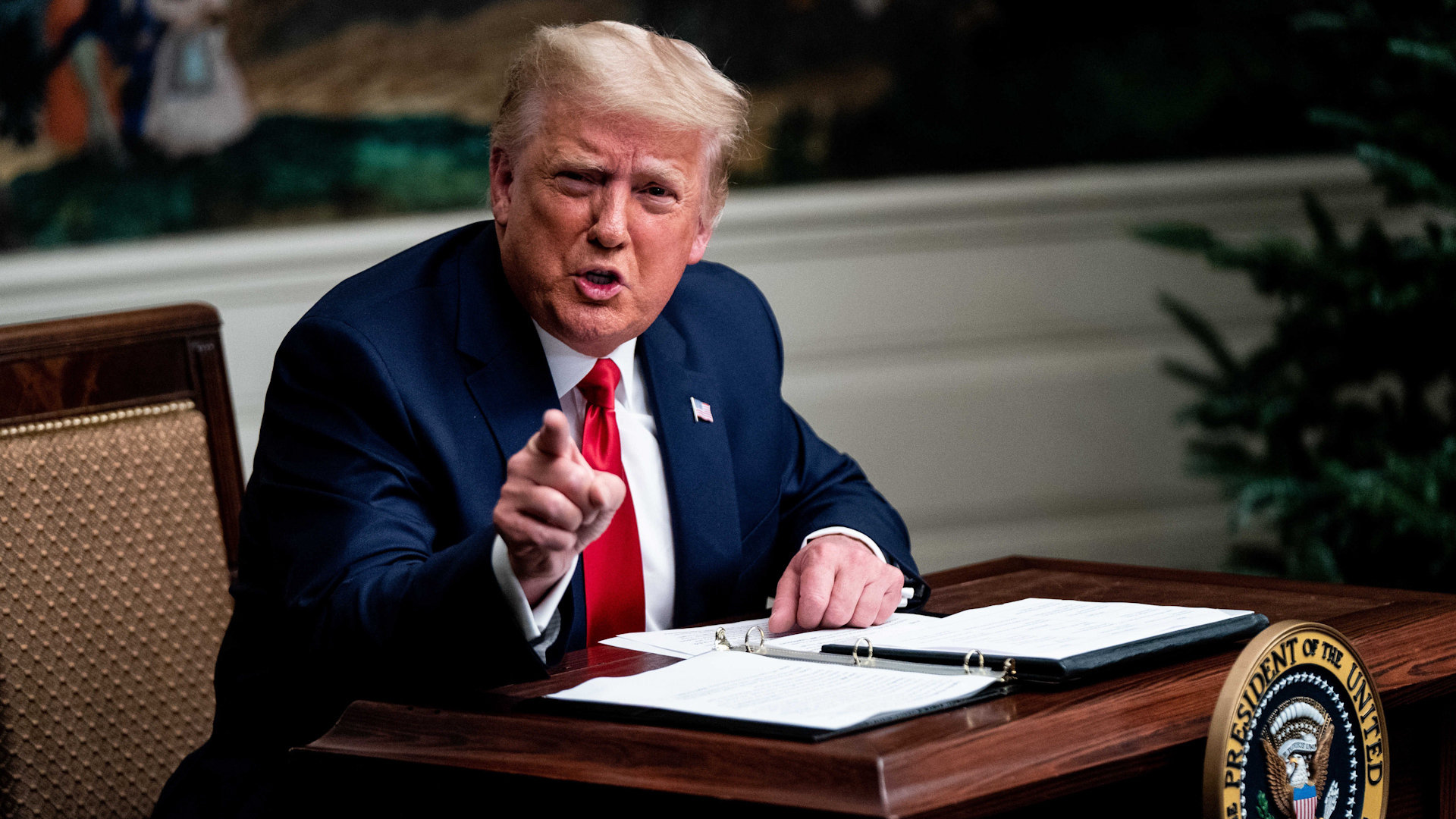 Трамп Парсы шығанағындағы хуситтерге қарсы ірі науқанға дайындалуда