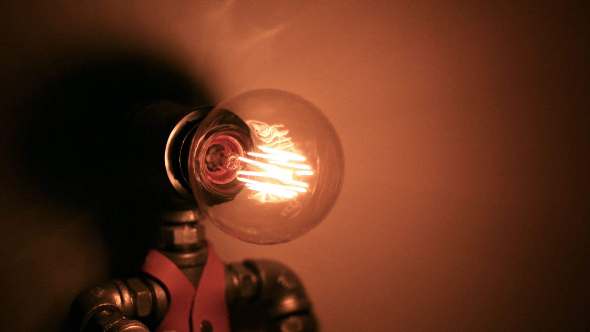 Walking Robo-Table with a Lamp Head Debuts at CES 2025