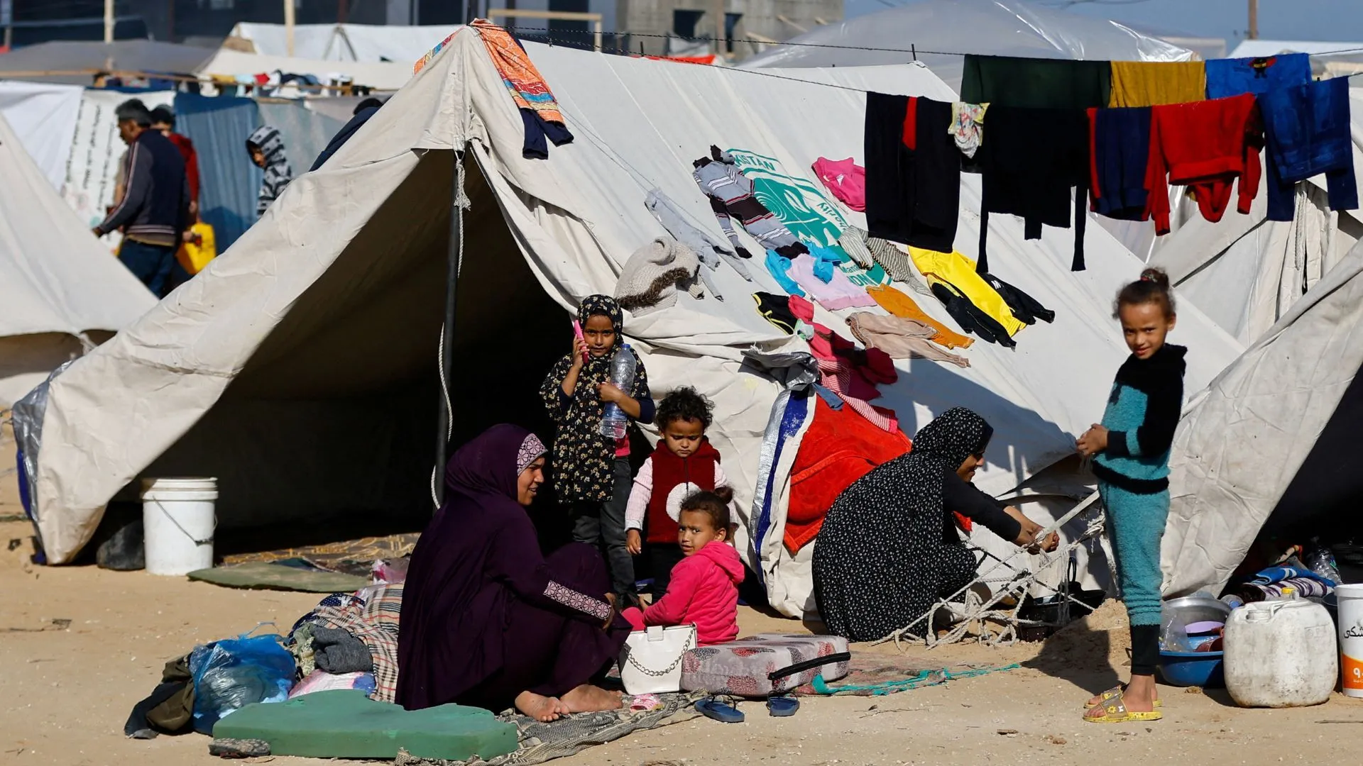 Palestinians Set Up Tents on the Ruins of Their Homes in Northern Gaza