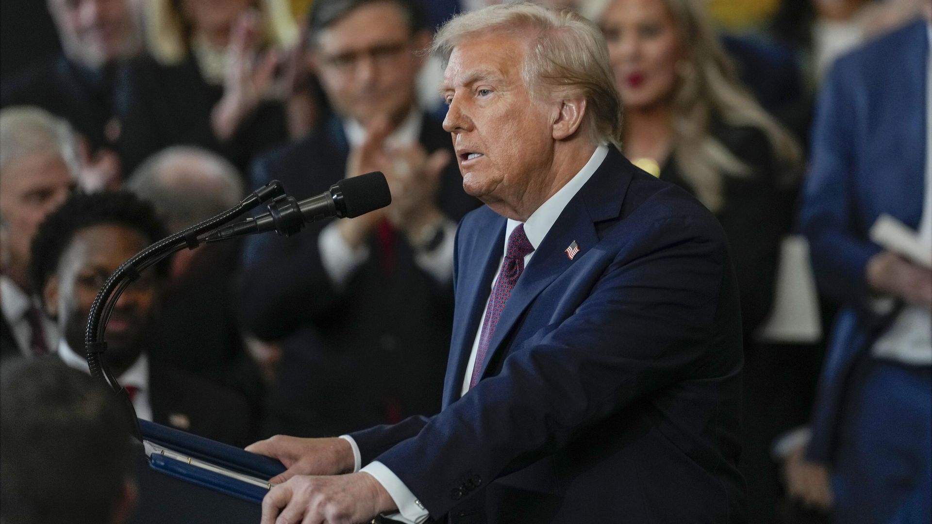 Трамп анонсировал 100-процентные пошлины для стран БРИКС