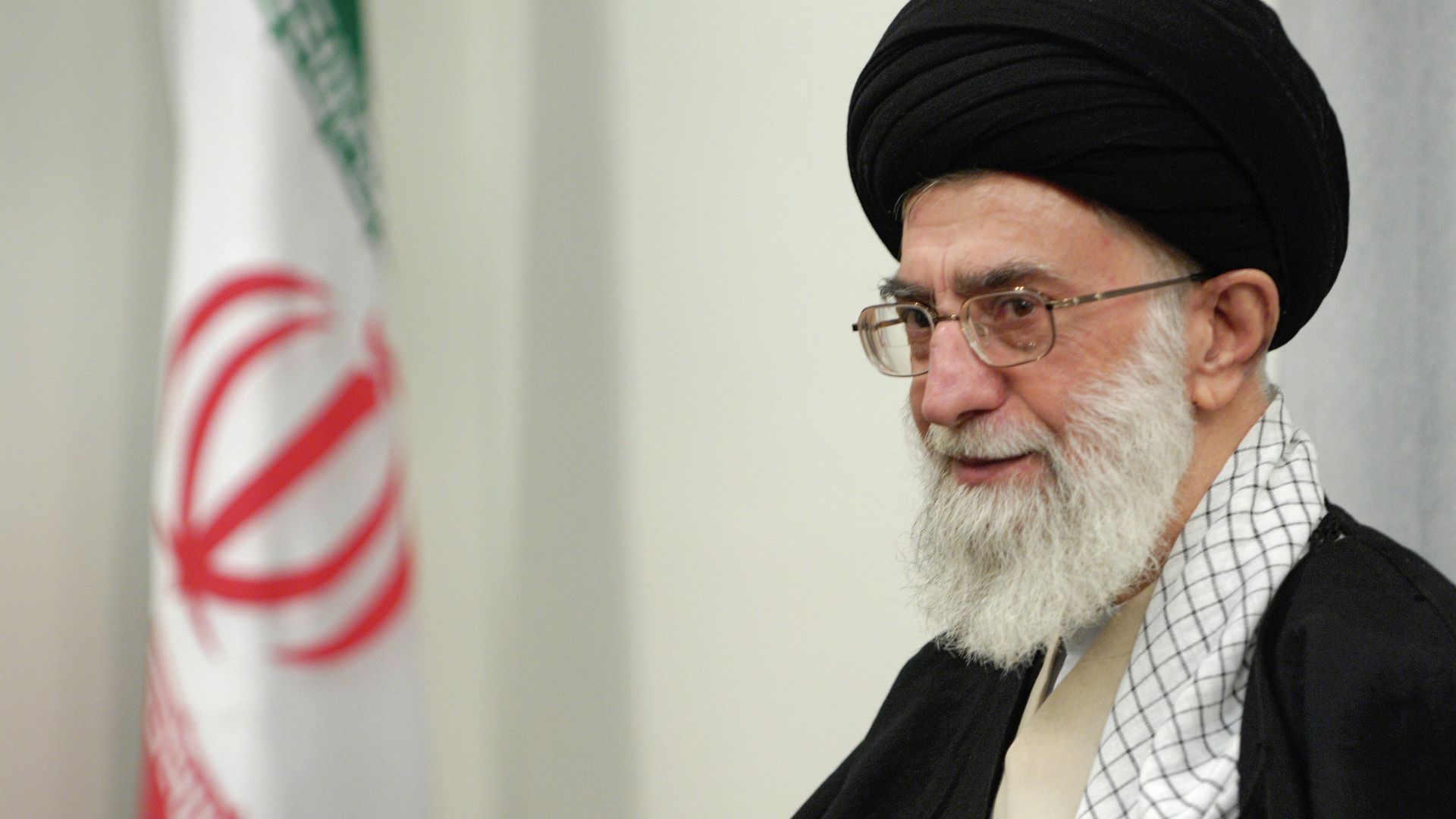 Khamenei Warns U.S.: Iran Will Respond to Any Threats in Kind