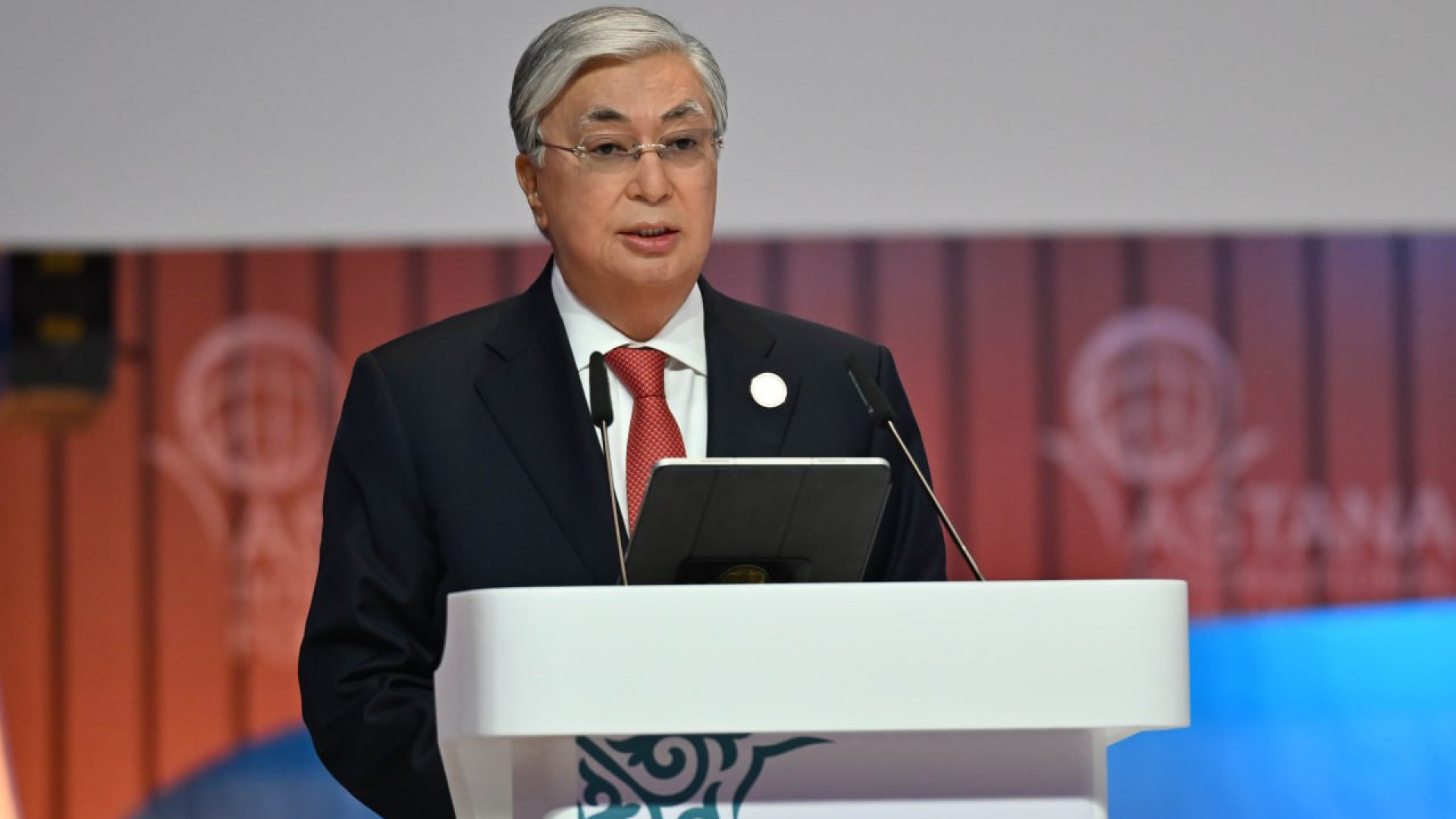 Kazakh Banks Still Owe Billions to the State