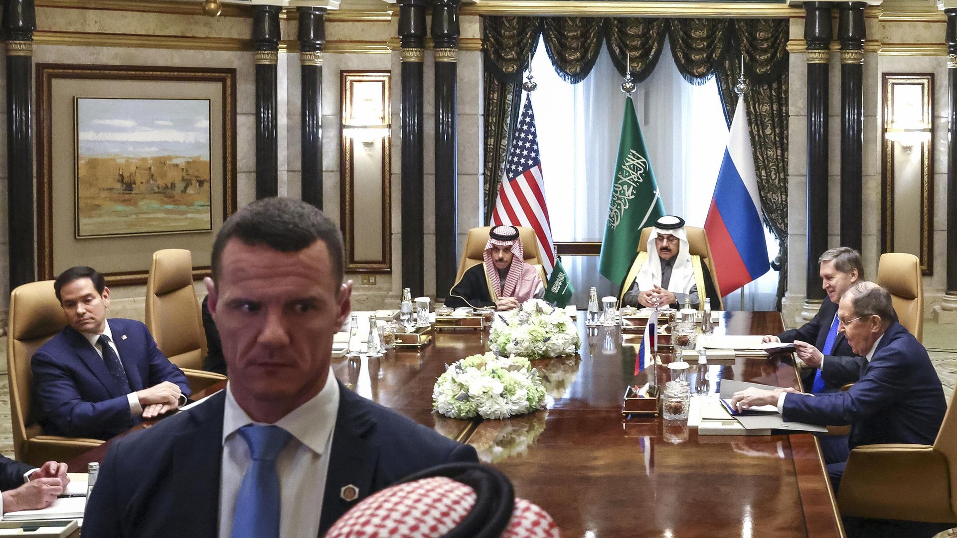 US and Russia May Hold Summit in Saudi Arabia Next Week
