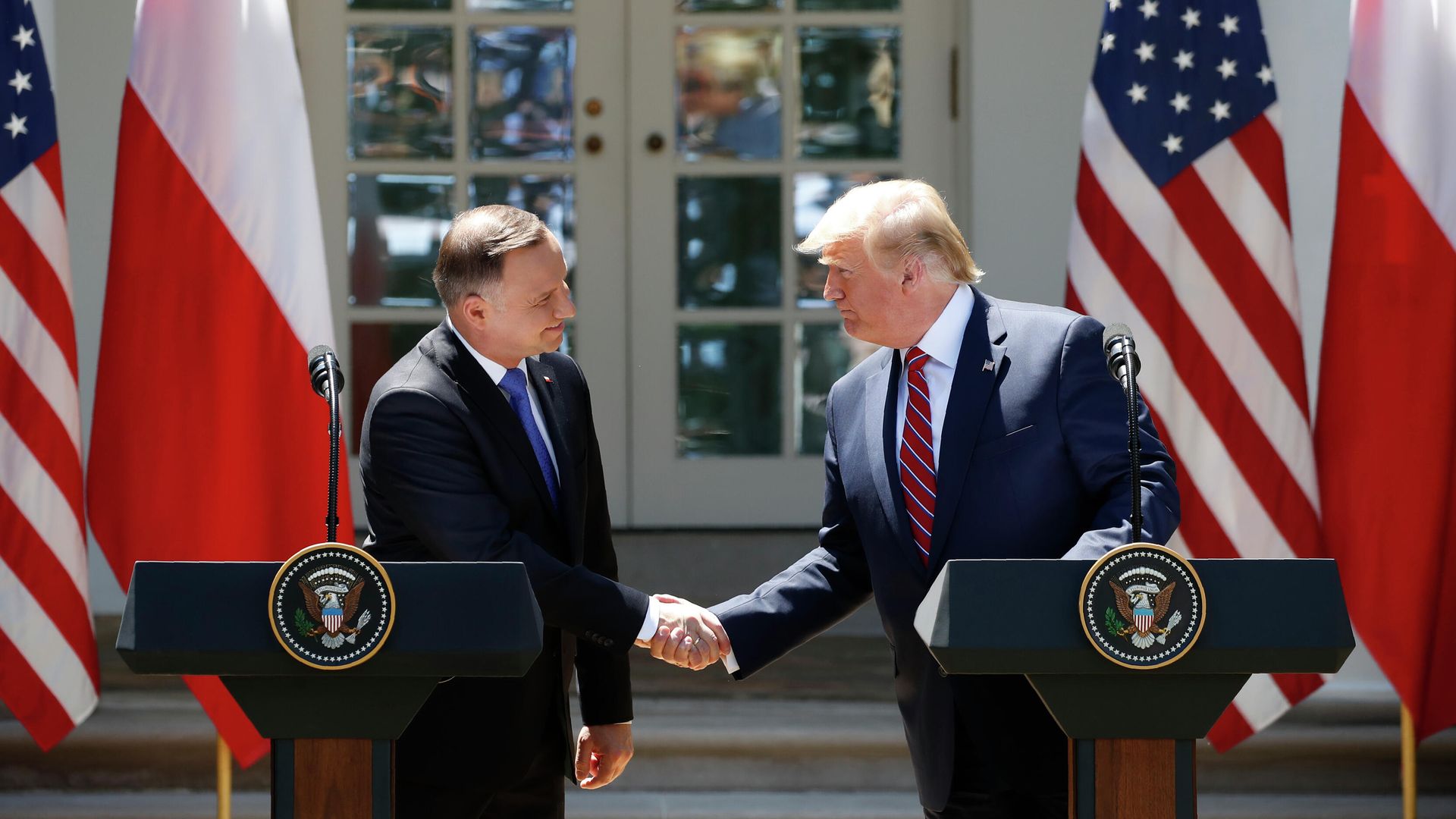Трамп укрепляет союз: США могут увеличить военное присутствие в Польше
