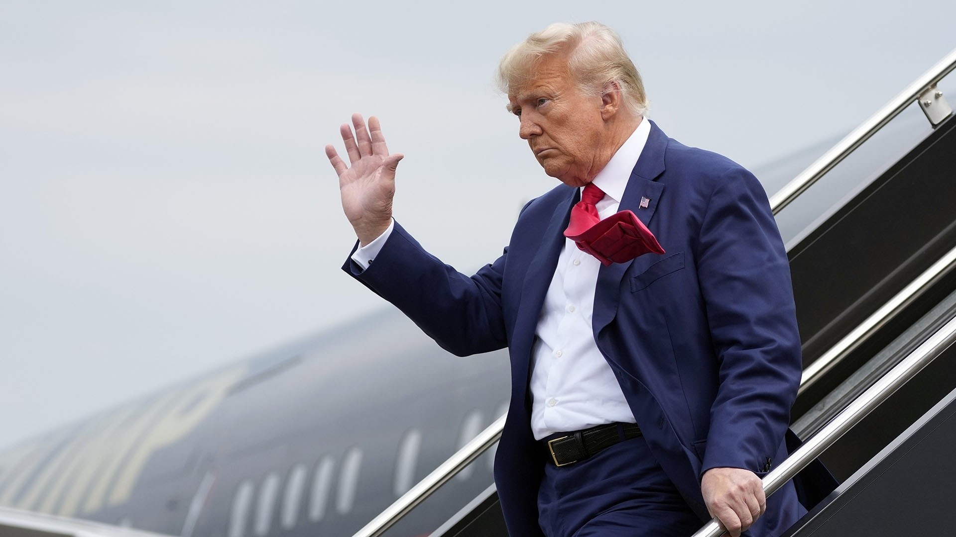 Trump Earns $5 Million for Meetings with the Elite at Mar-a-Lago