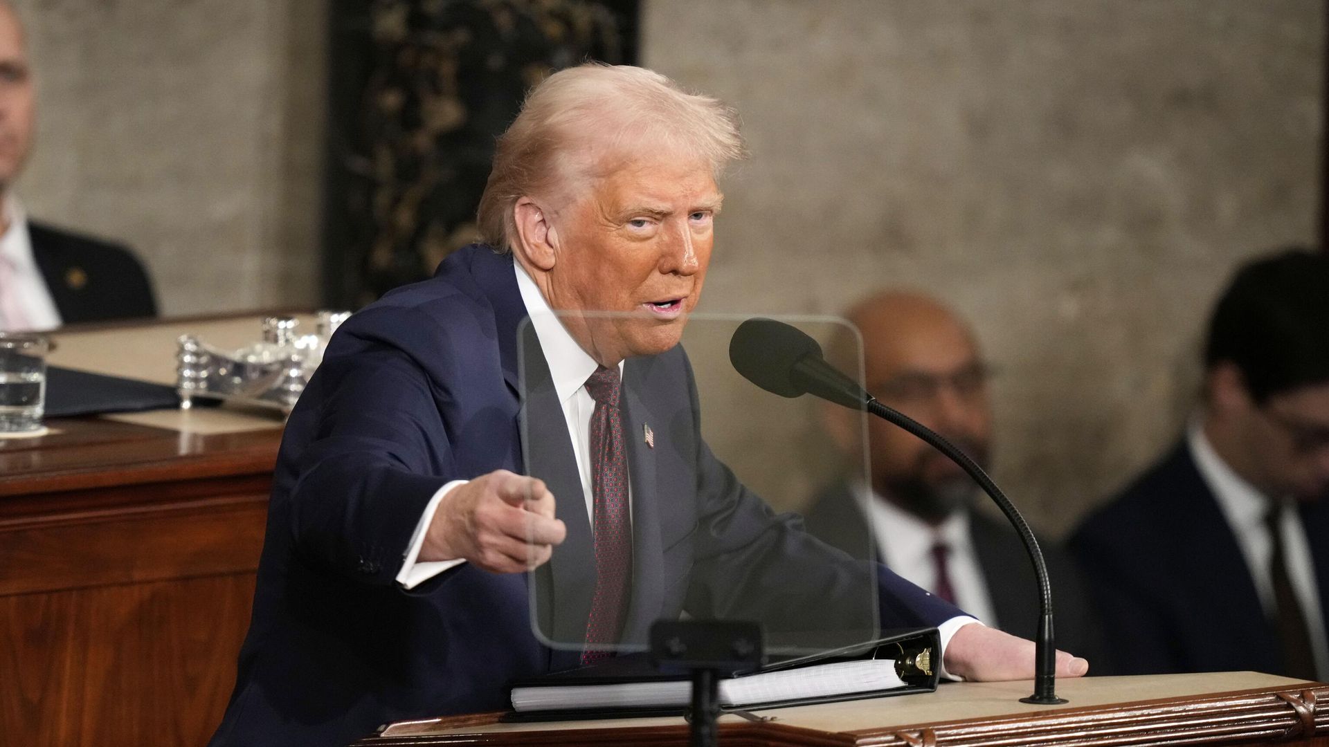 Трамп қайтадан Гренландия туралы айтты