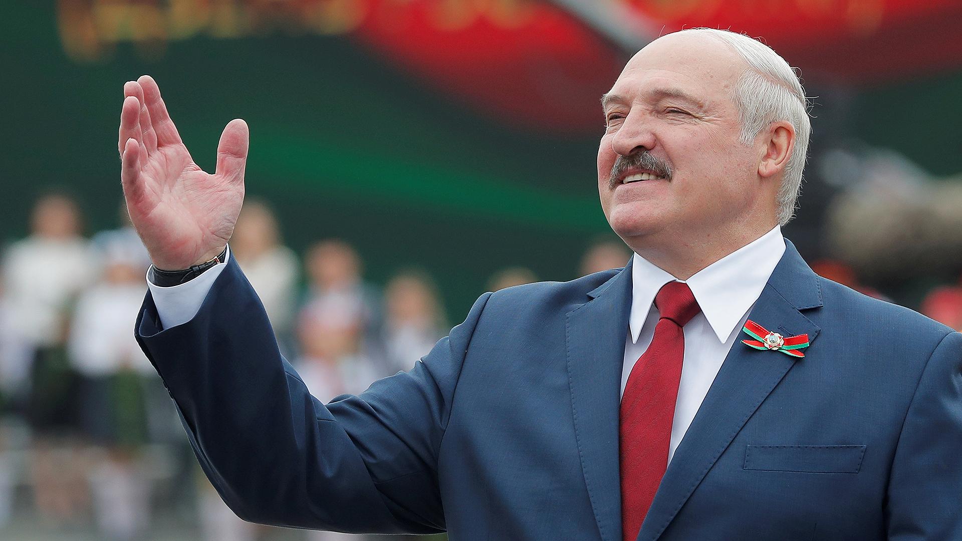 Lukashenko Proposes Starting Cryptocurrency Mining in Belarus