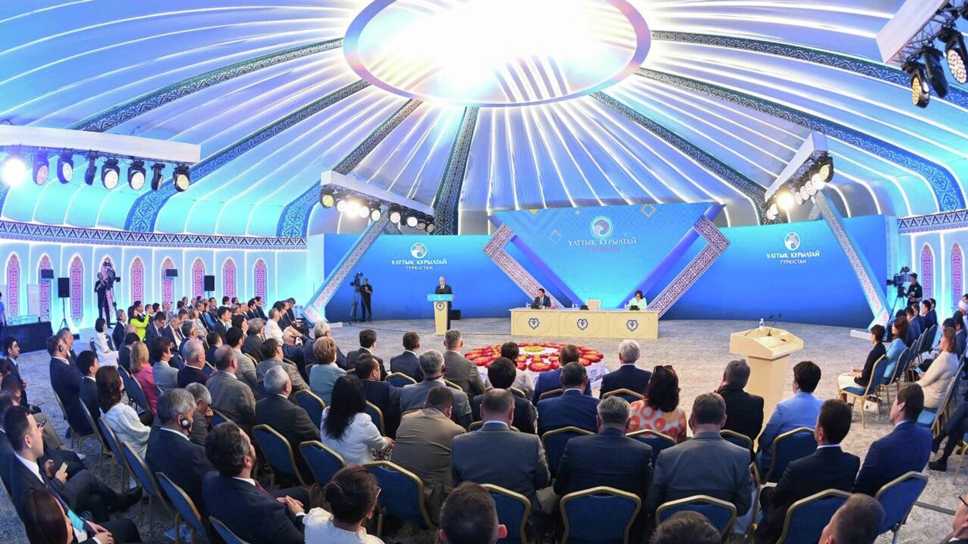 Токаев призвал противостоять деструктивным религиозным течениям