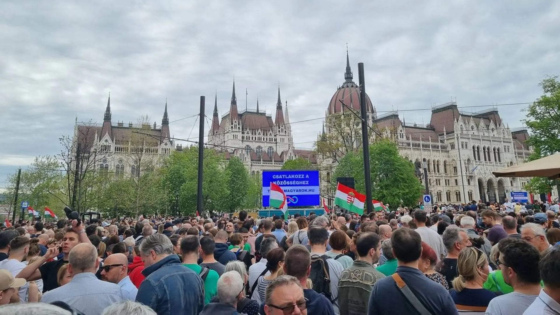 Будапешттегі митинг: оппозиция «мажар көктемін» жариялады