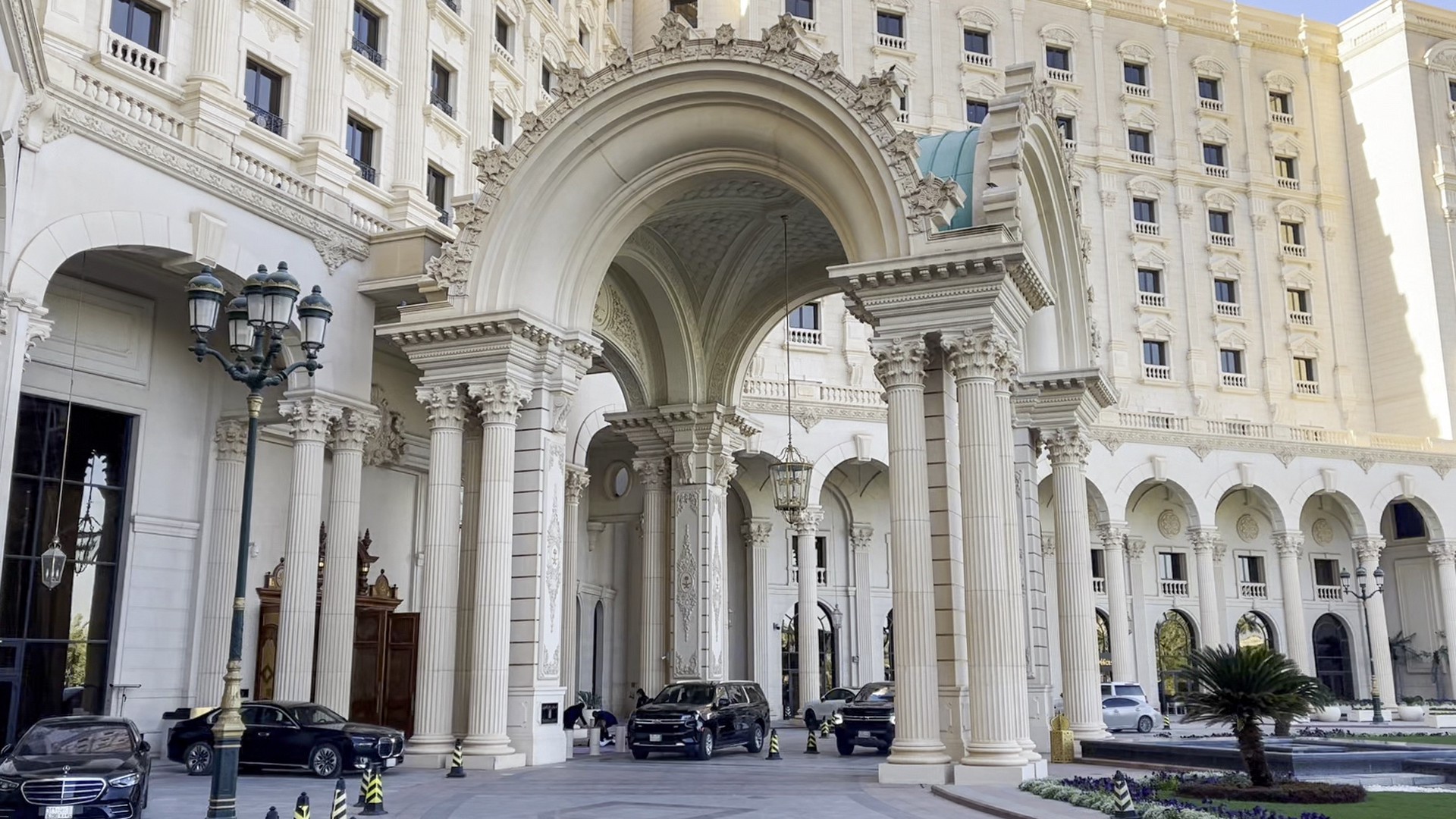 Russia-US Talks in Riyadh Paused for Technical Break