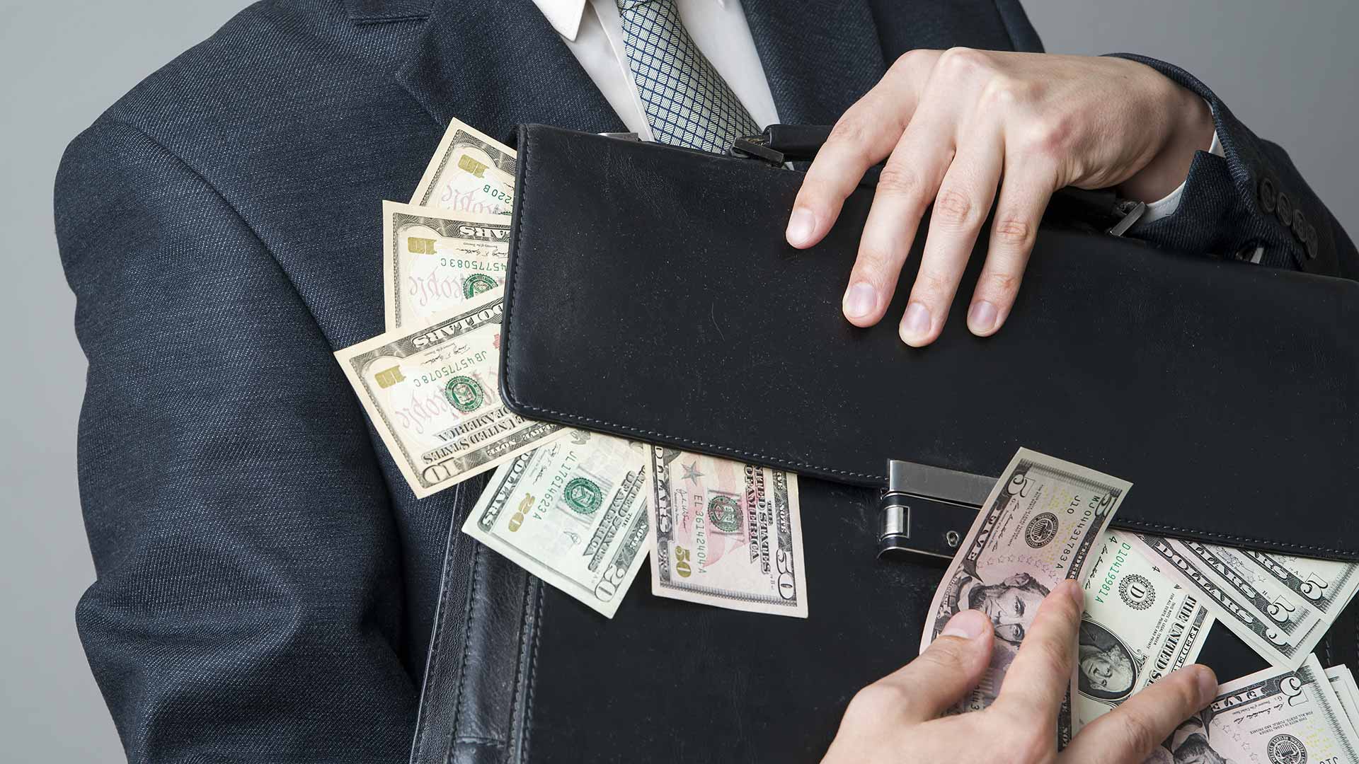 Миллиарды тенге: кто получал иностранное финансирование в Казахстане