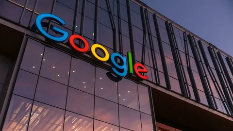 США потребовали разделить компанию Google после признания монополистом