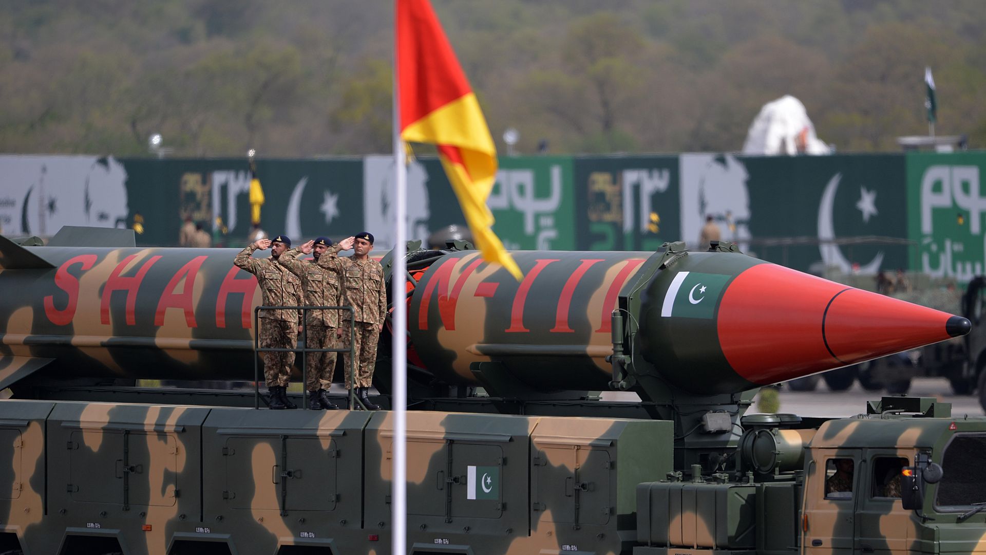 Pakistan Warns of War Readiness and Possible Nuclear Response