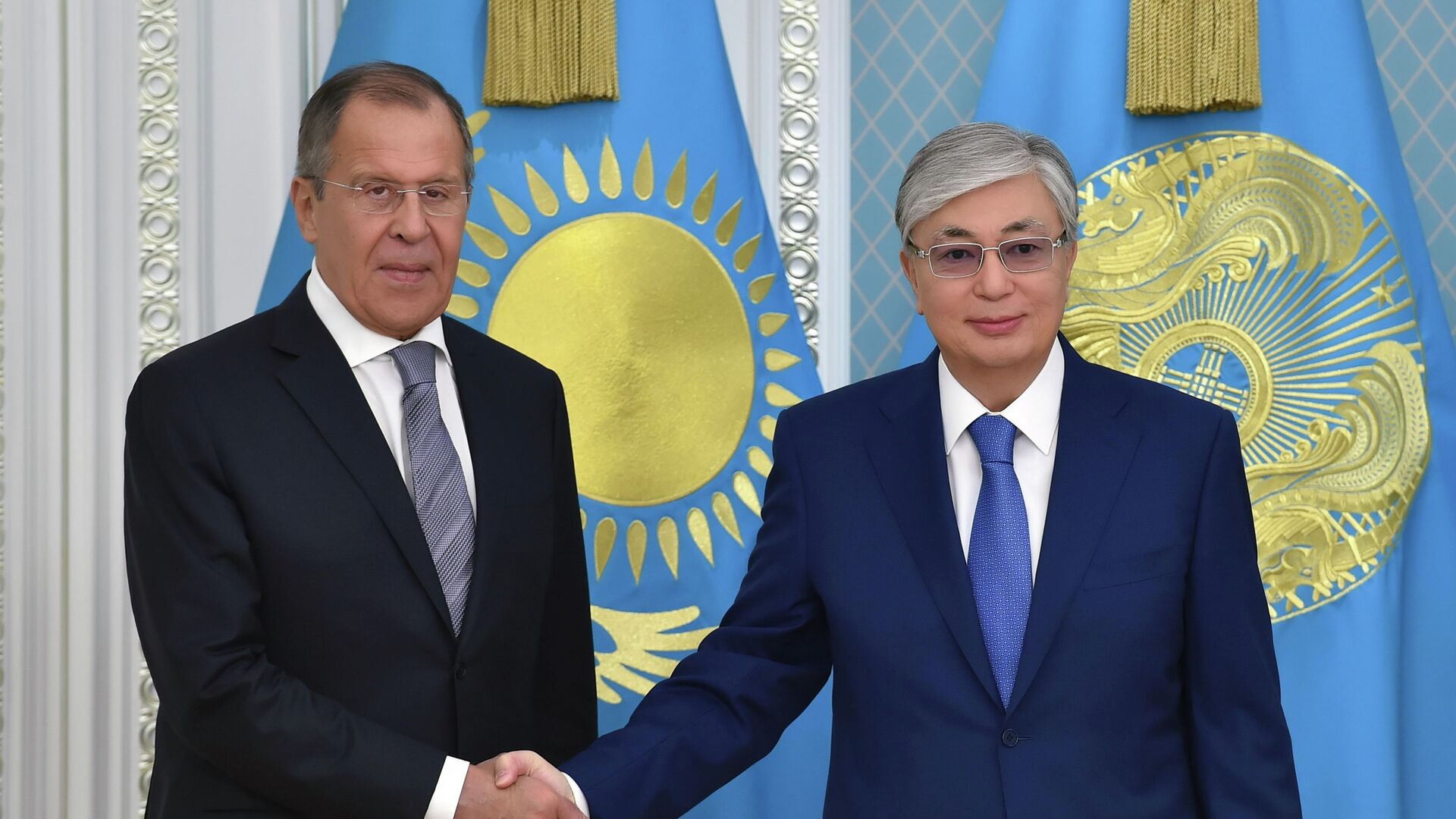 МИД Казахстана не отреагировал на критику Лаврова в адрес Токаева