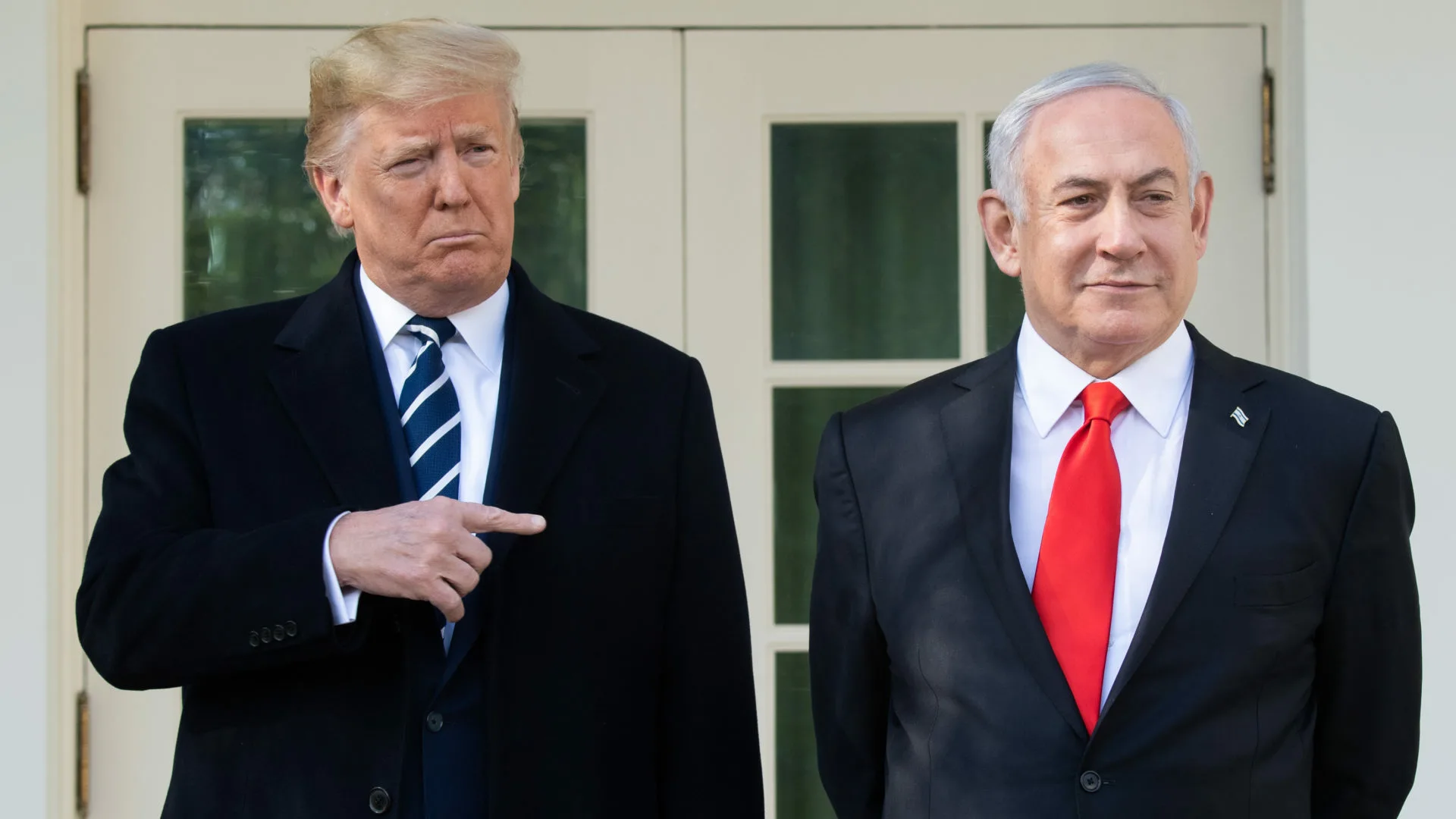 Трамп Израильді сабыр сақтауға және Иранмен шиеленісті тоқтатуға шақырды