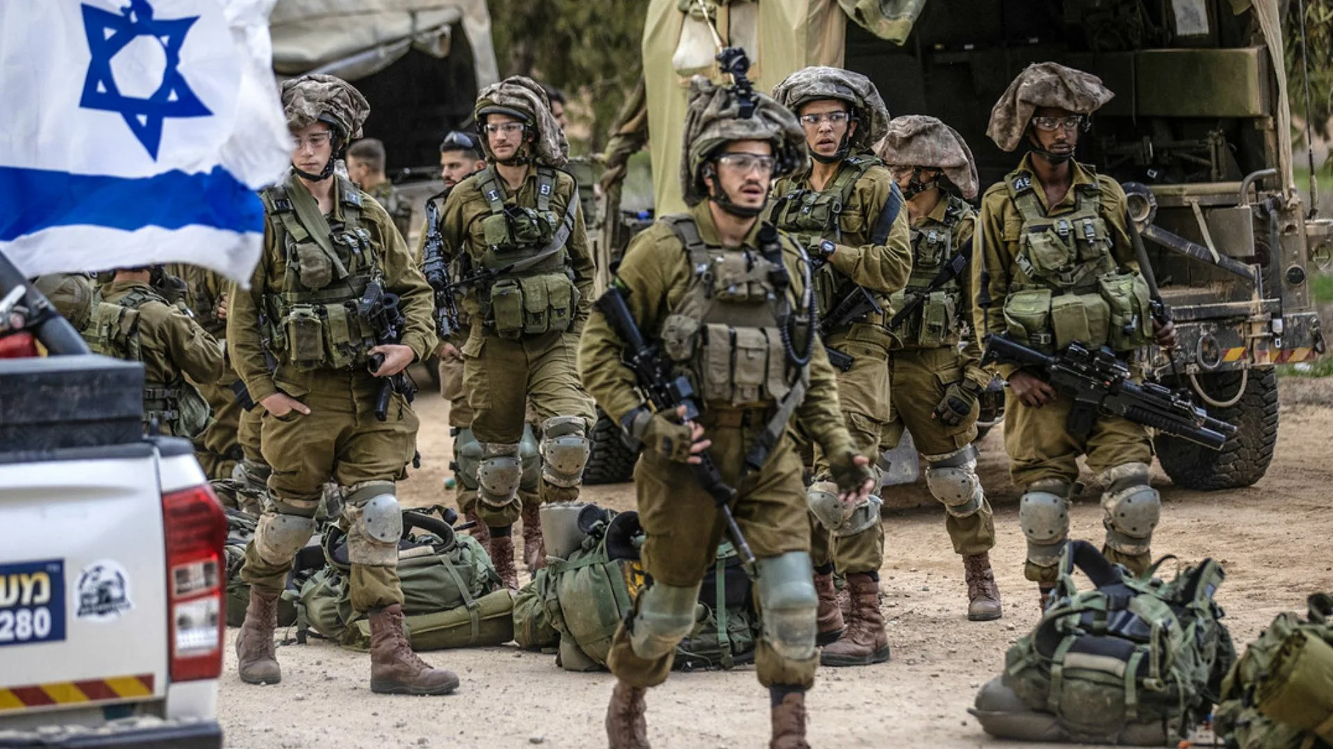 Israeli forces increase military presence near Quneitra