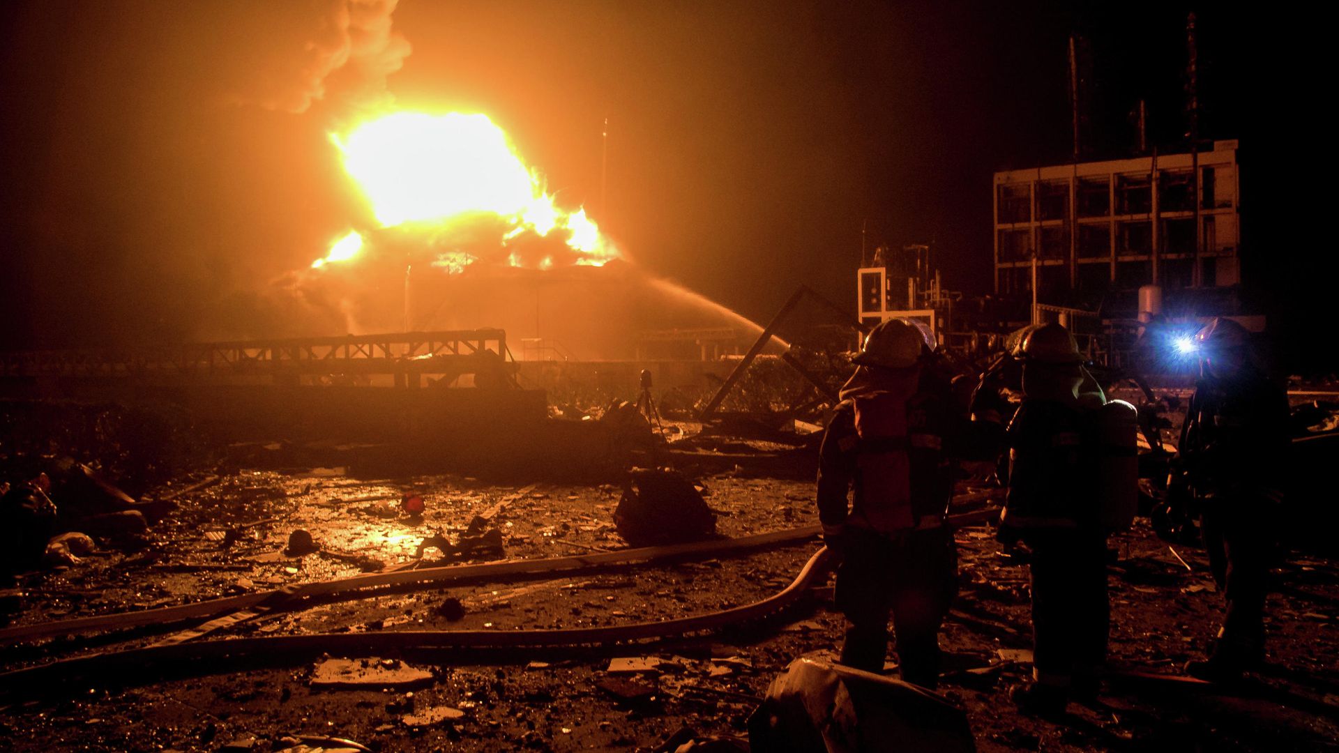 An explosion at a chemical plant in Pakistan left numerous victims