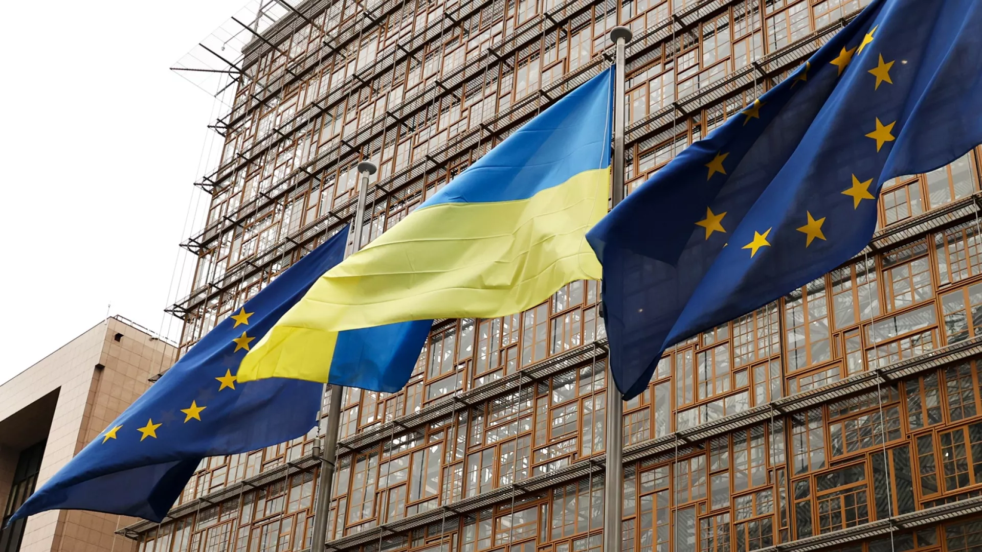 ЕО Ресейдің бұғатталған активтерін пайдалану жөніндегі талқылауларды жеделдетуде